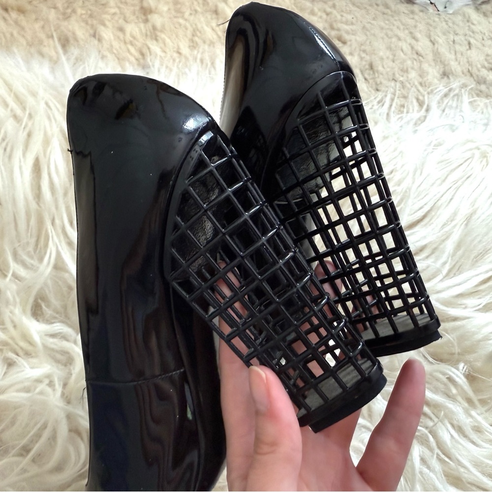Yves Saint Laurent Black Patent Cage Heels - Picture 8 of 9